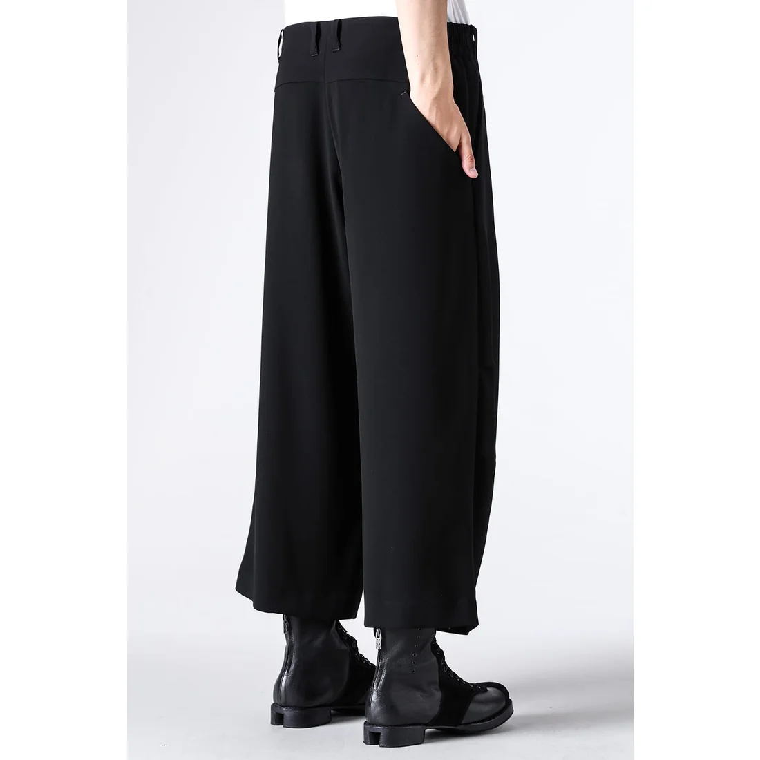 Black Baggy Cropped Leg Wool Pants - Image 10