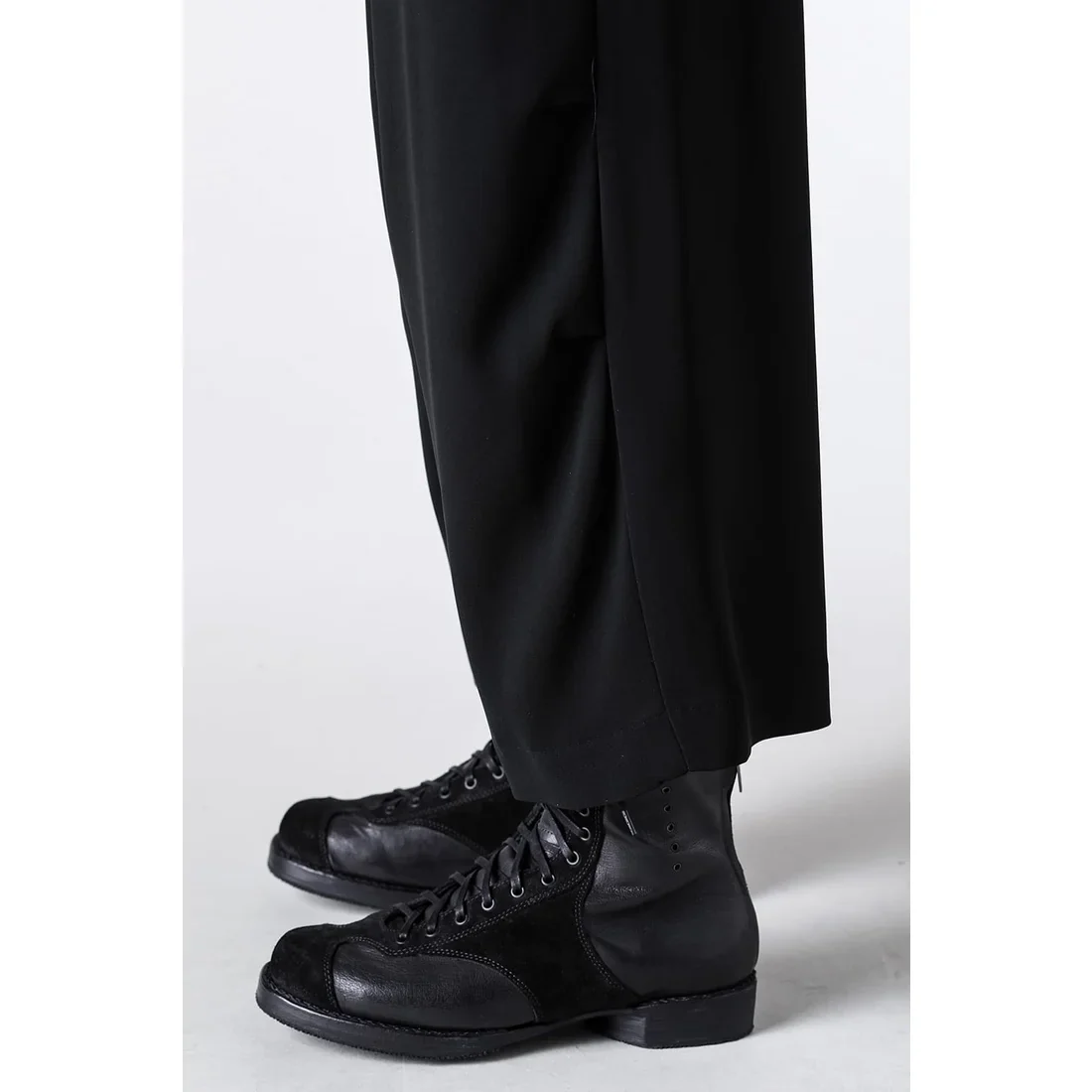 Black Baggy Cropped Leg Wool Pants - Image 16