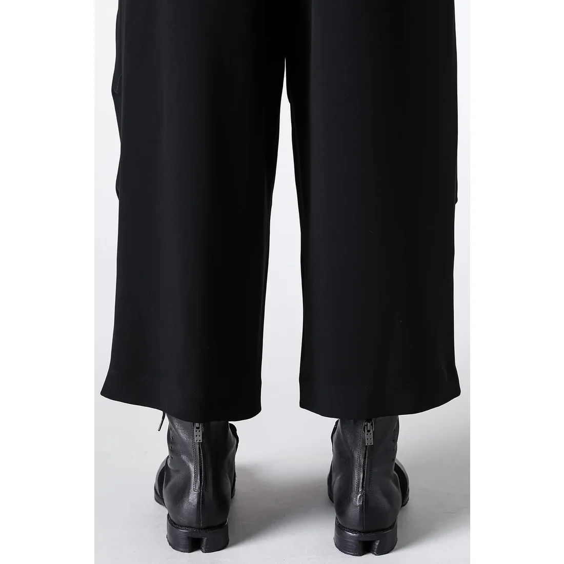 Black Baggy Cropped Leg Wool Pants - Image 18