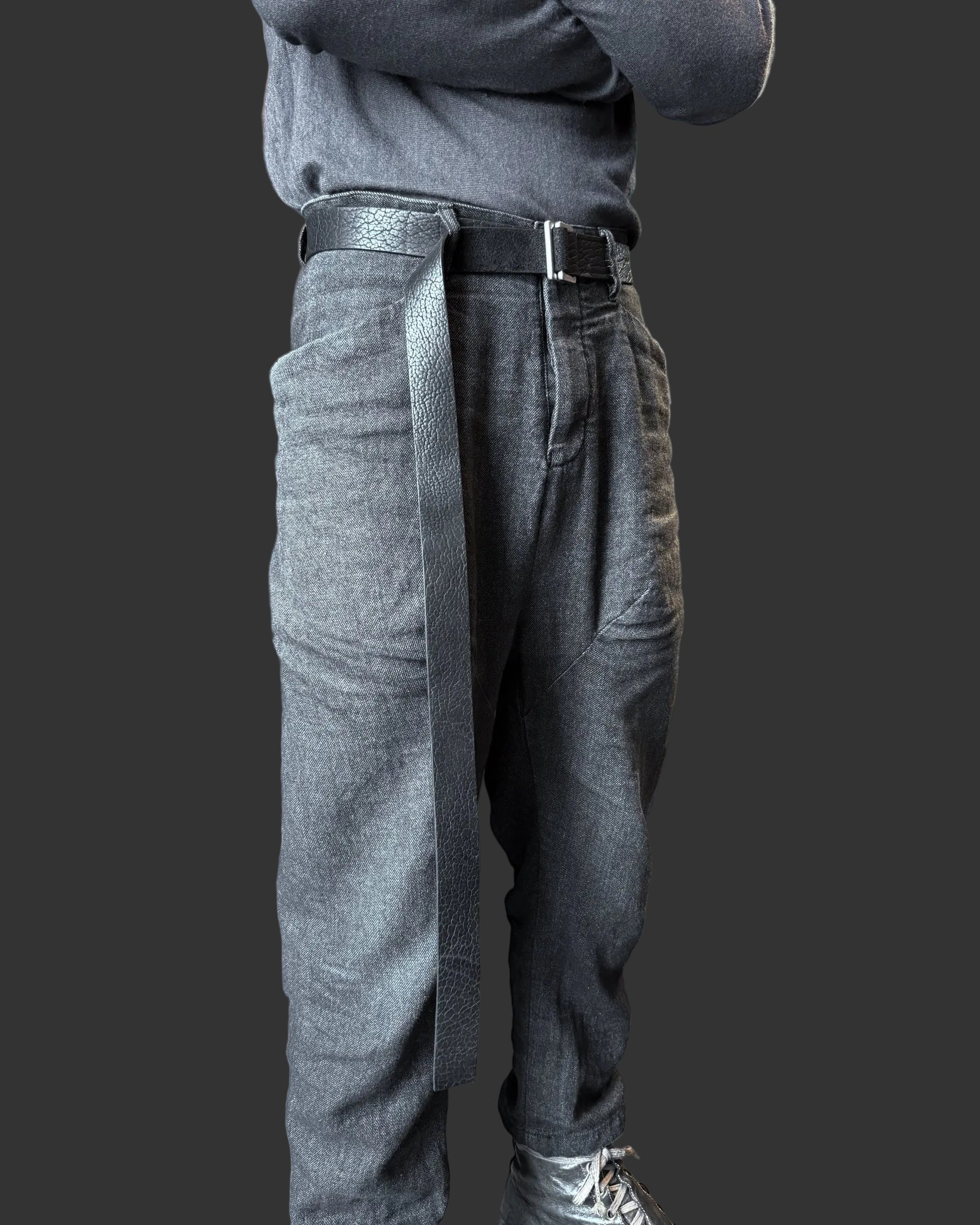 Black Shrunken Bison Leather ARO Belt - Image 4