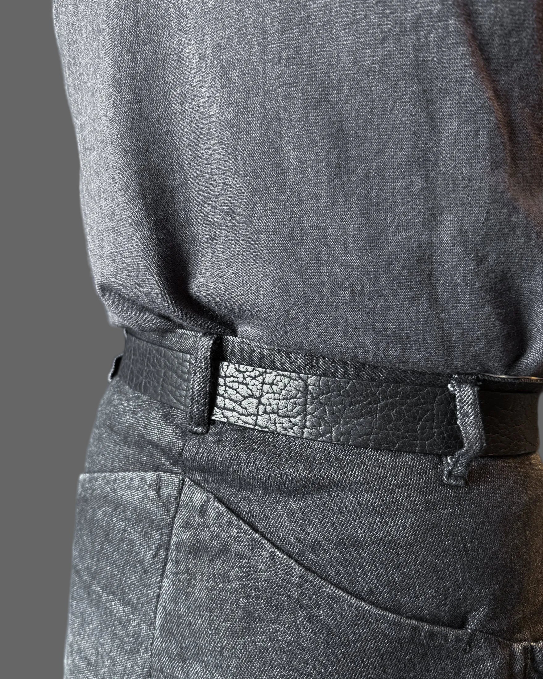 Black Shrunken Bison Leather ARO Belt - Image 6