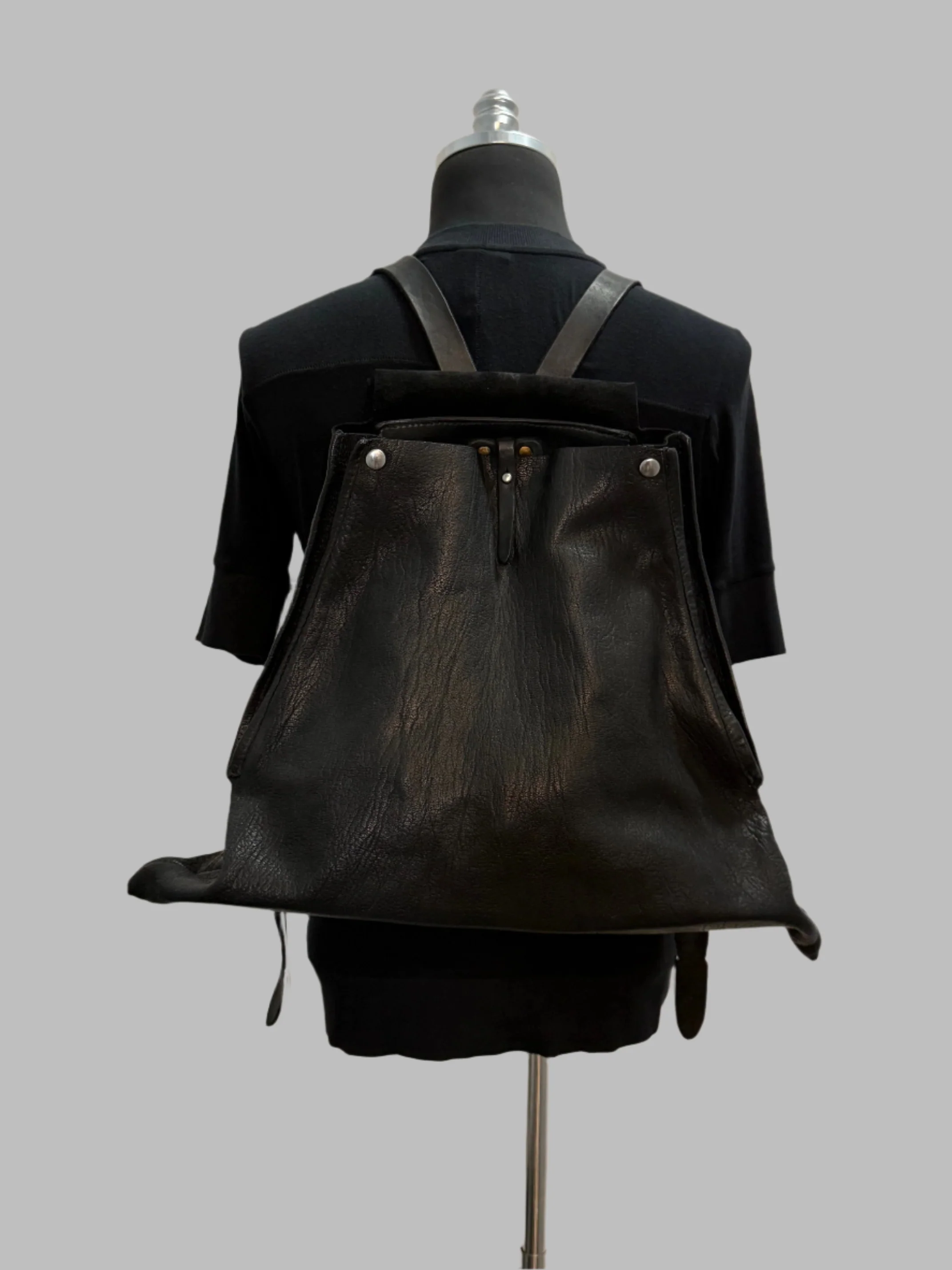 Black Buffalo Leather Classic Backpack BP0 - Image 3