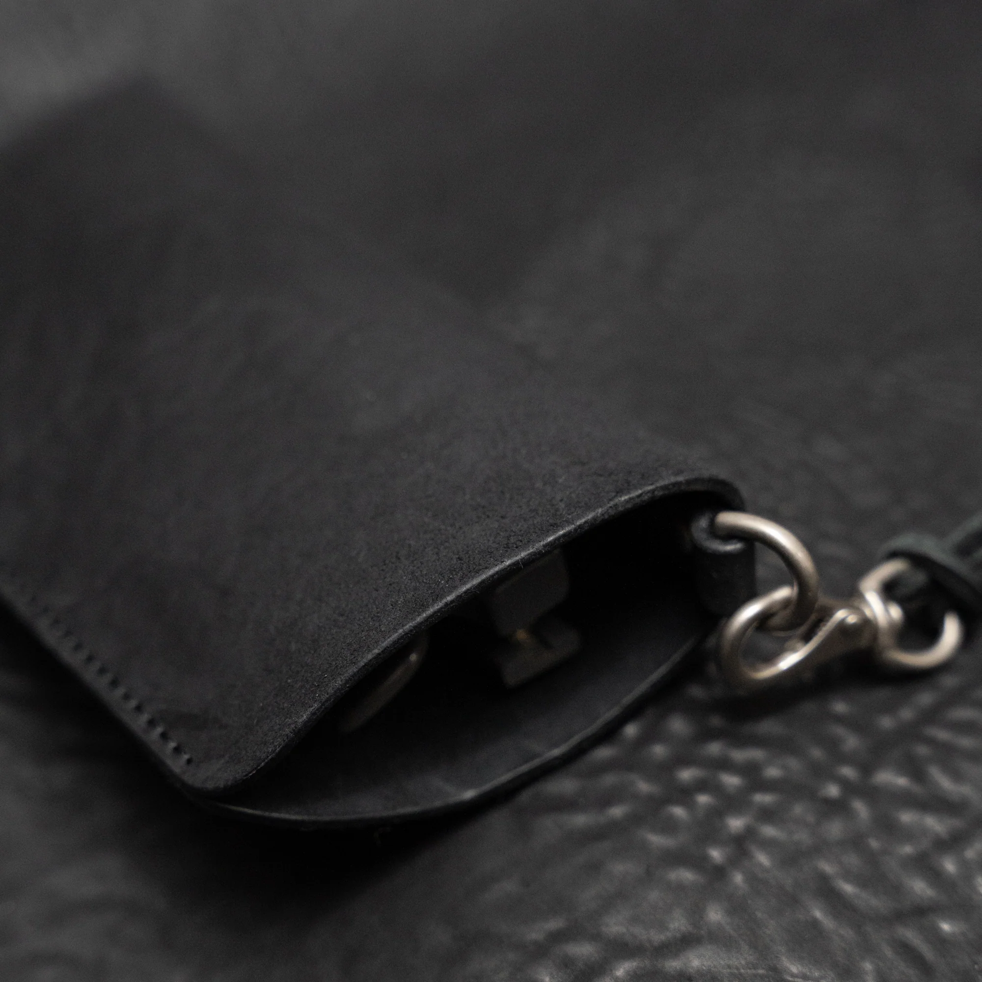 Black Culatta Horse Leather Kinich 2 Eyewear Pouch - Image 3