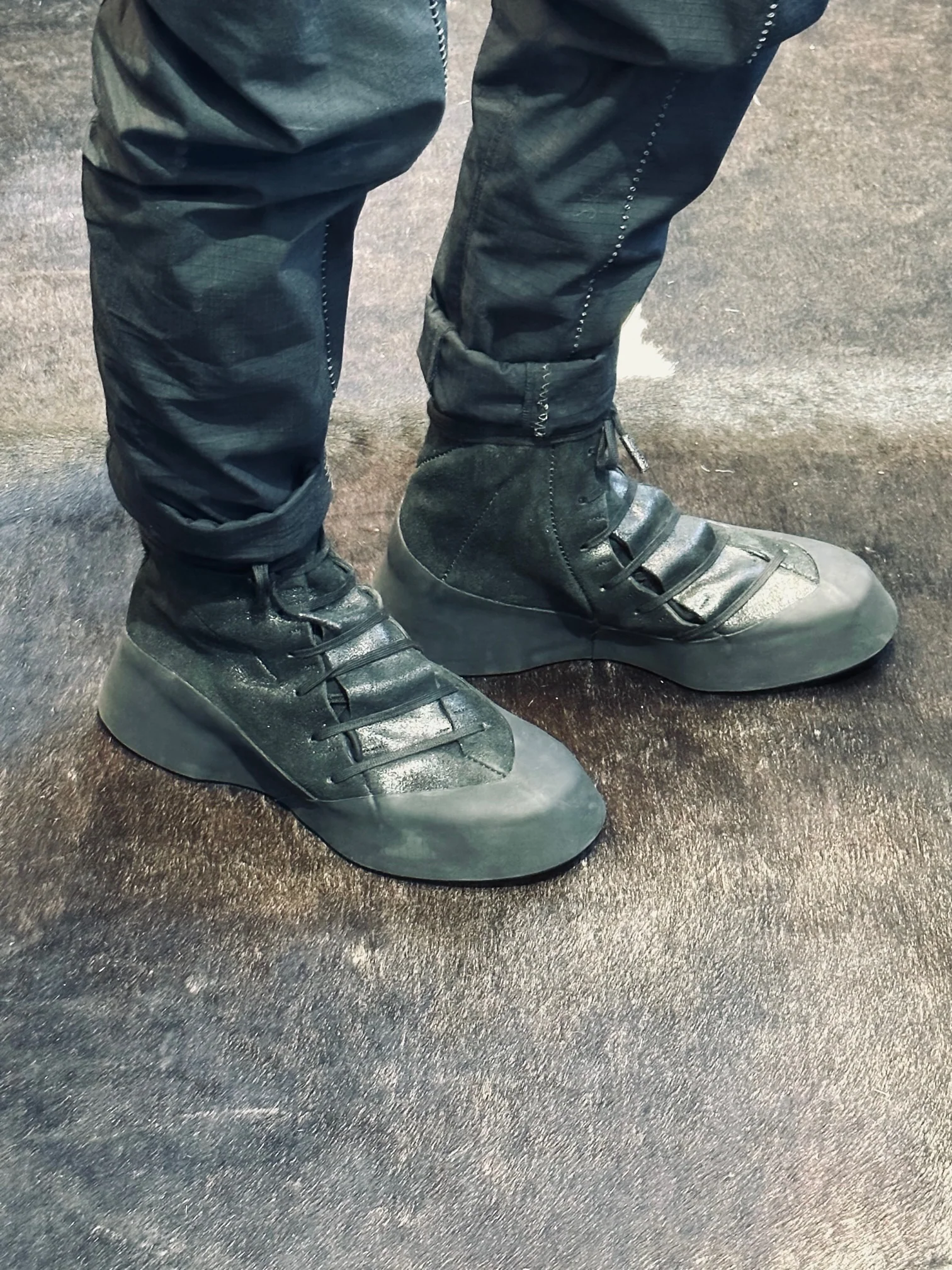 Black Distortion Featherweight Hi-Top Resin Reverse Horse Leather Sneakers - Image 10