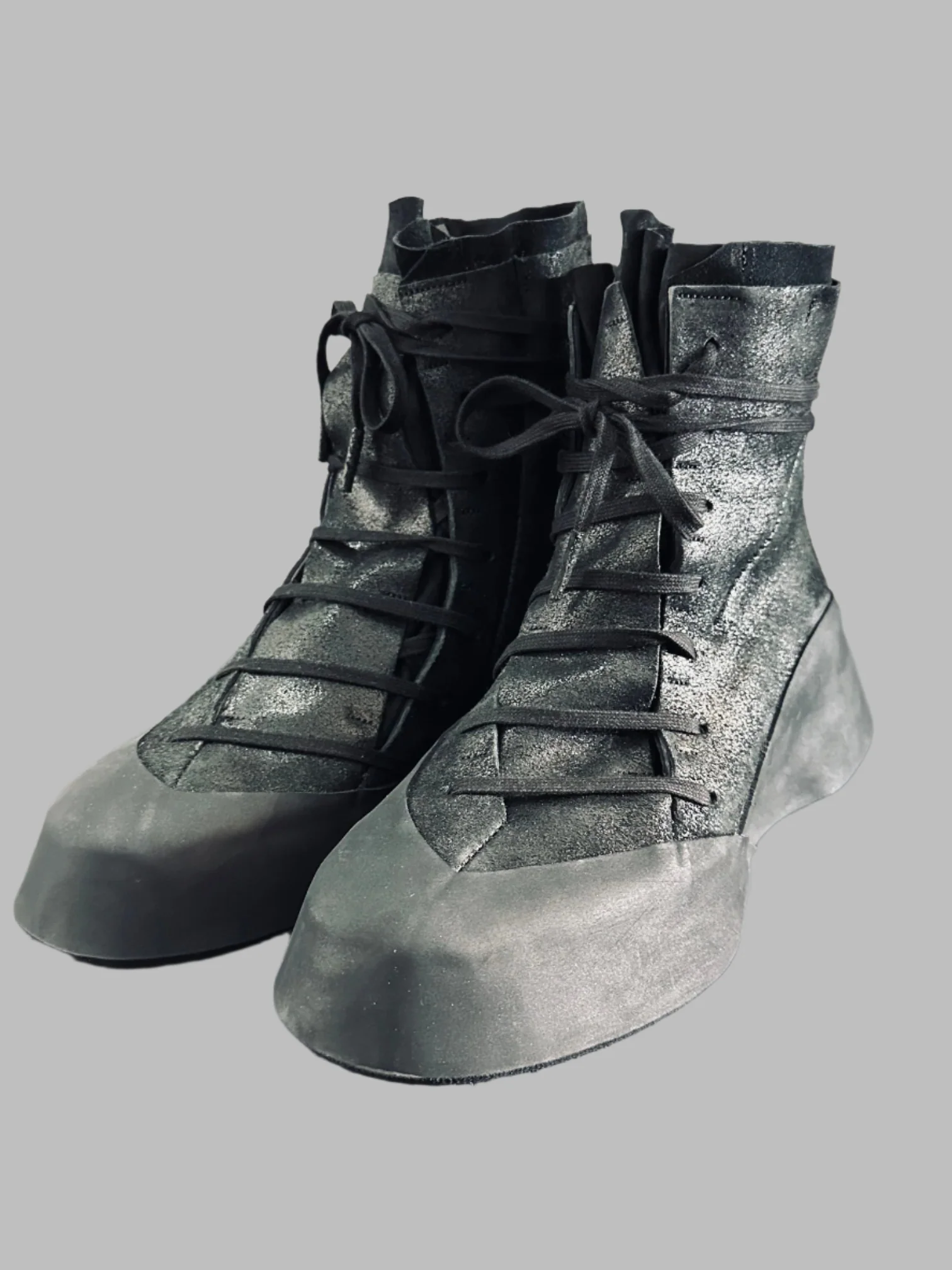Black Distortion Featherweight Hi-Top Resin Reverse Horse Leather Sneakers - Image 3