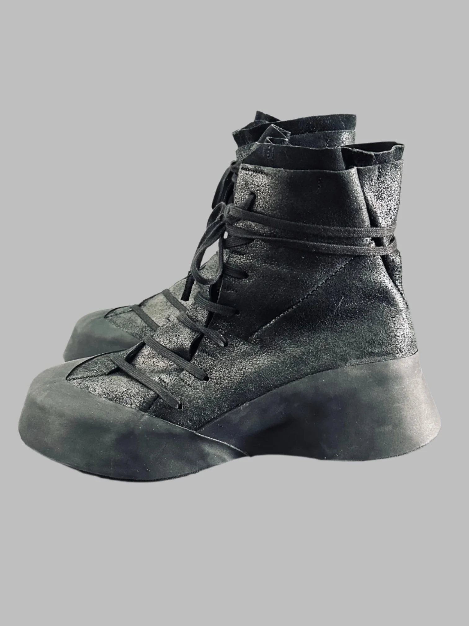 Black Distortion Featherweight Hi-Top Resin Reverse Horse Leather Sneakers - Image 4
