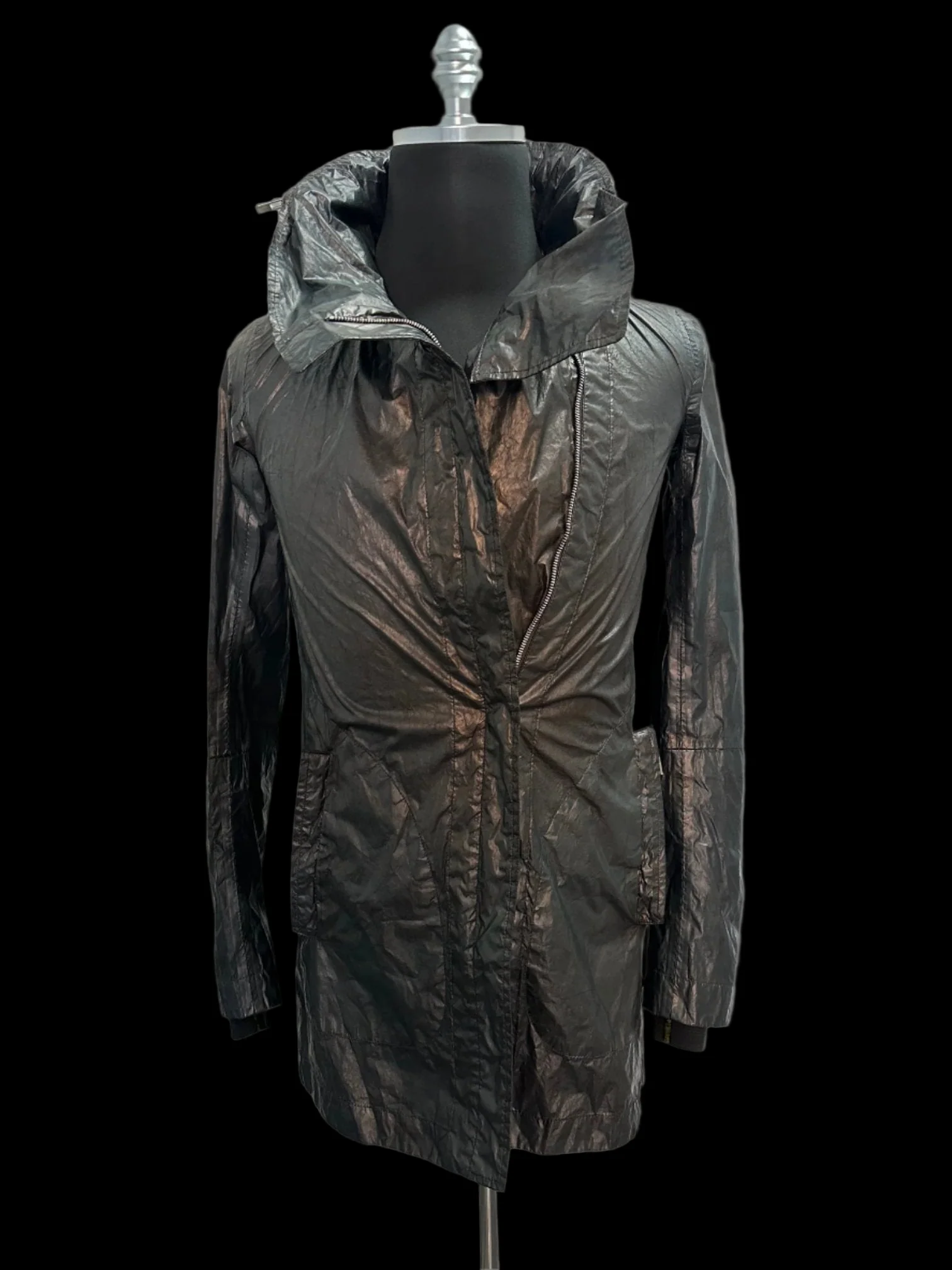 Black Green Object Dyed Nylon Chain-Seam Hooded Parka with Retractable Sleeves by Carol Christian Poell - Image 4
