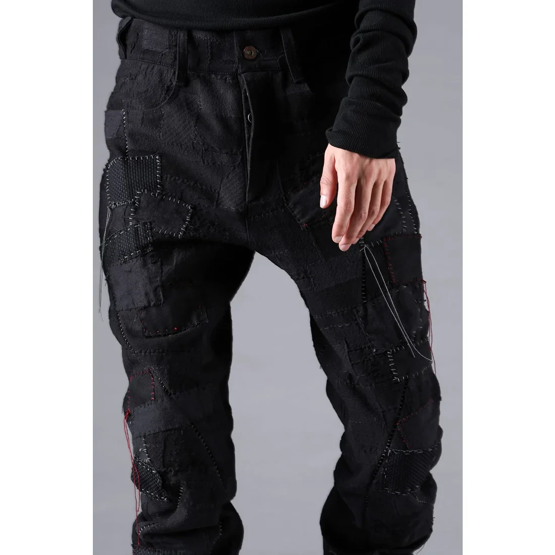 Black Hand Patchwork Crust Jacquard Overlock Twist Curve Pants - Image 11