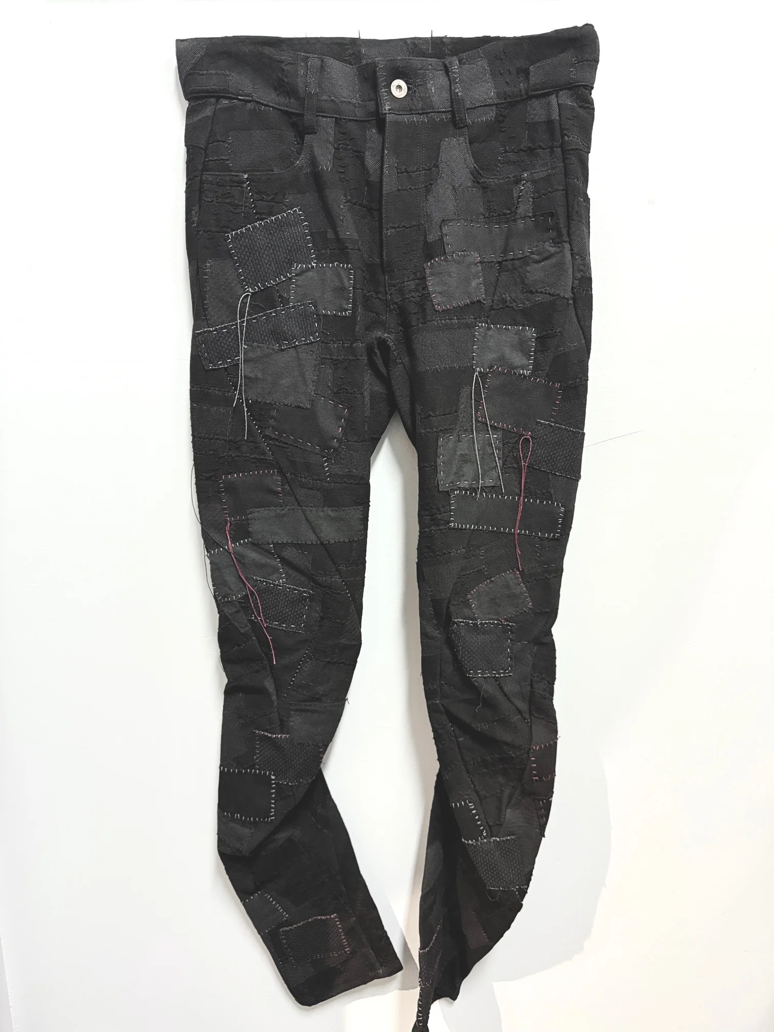 Black Hand Patchwork Crust Jacquard Overlock Twist Curve Pants - Image 15