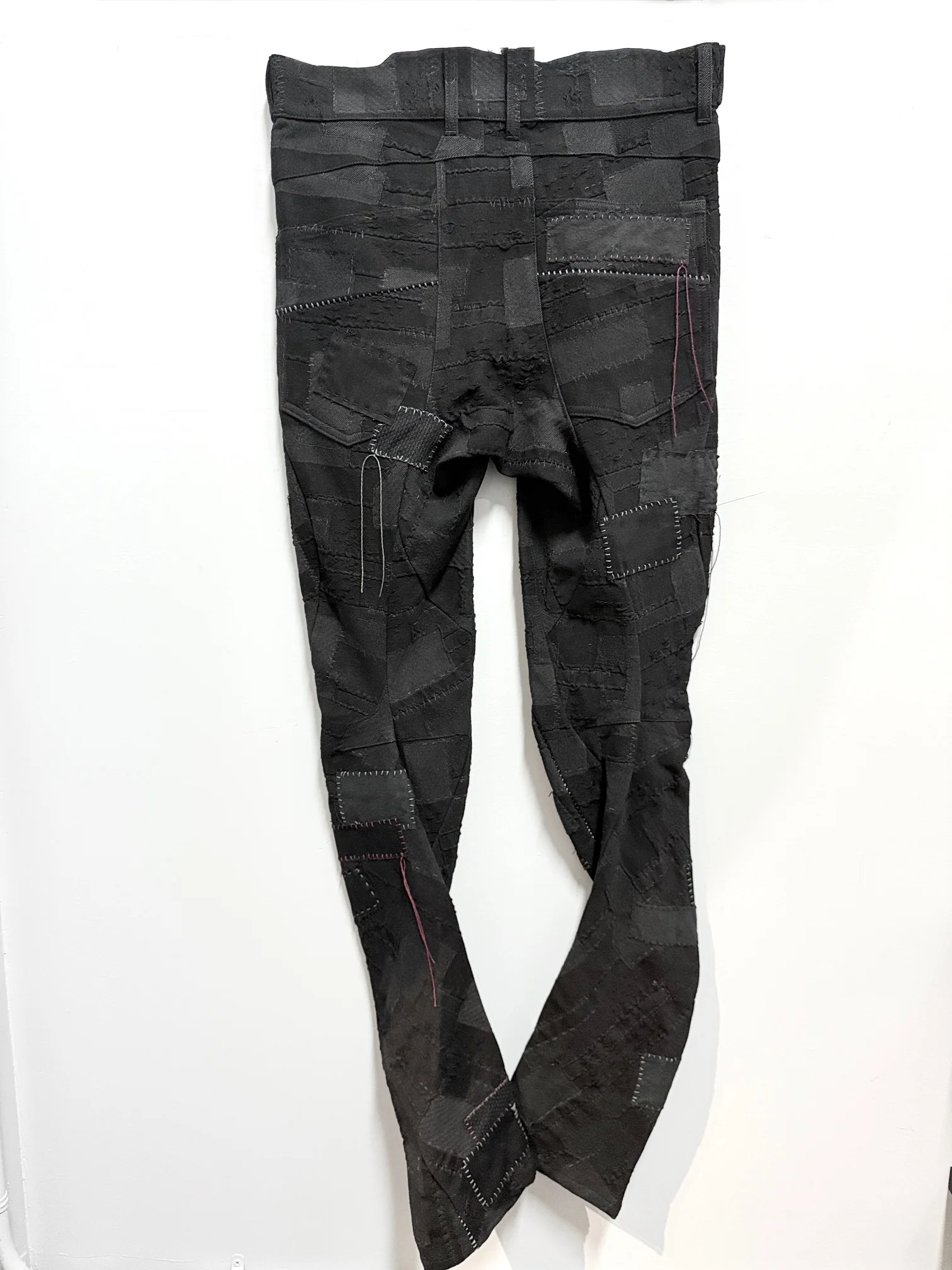 Black Hand Patchwork Crust Jacquard Overlock Twist Curve Pants - Image 16