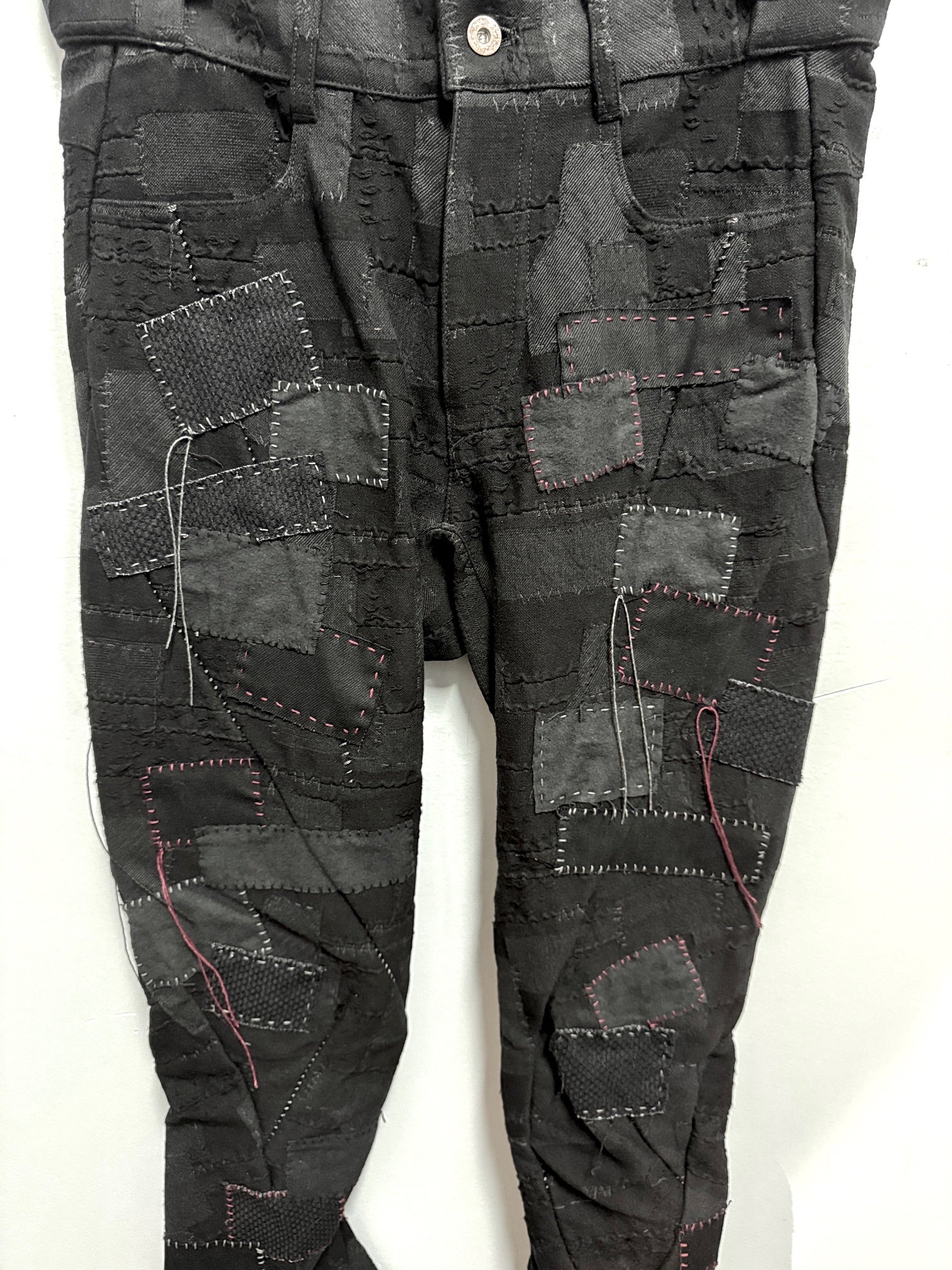 Black Hand Patchwork Crust Jacquard Overlock Twist Curve Pants - Image 17