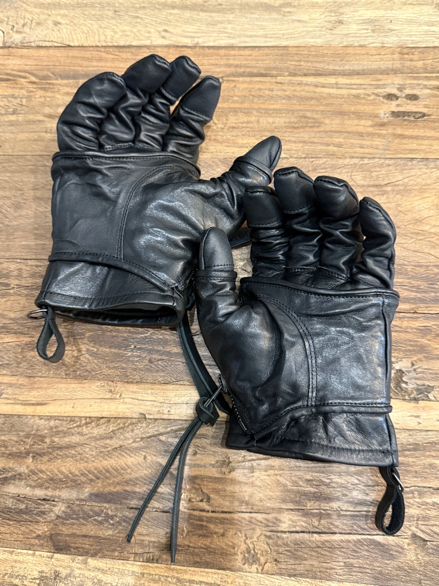 Black Horse Leather Layered Gloves - Image 10