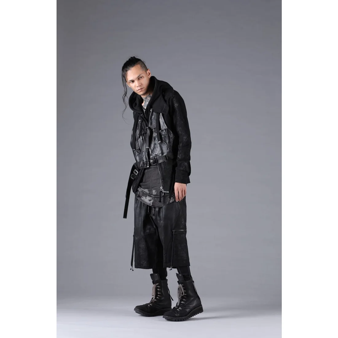 Black Horse Leather Vest Bag - Image 13