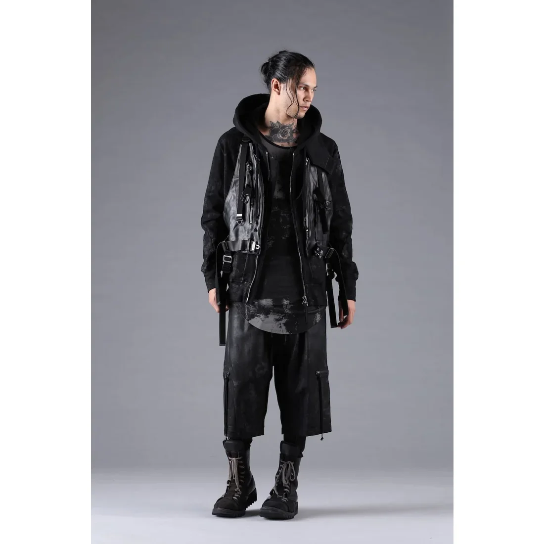 Black Horse Leather Vest Bag - Image 15