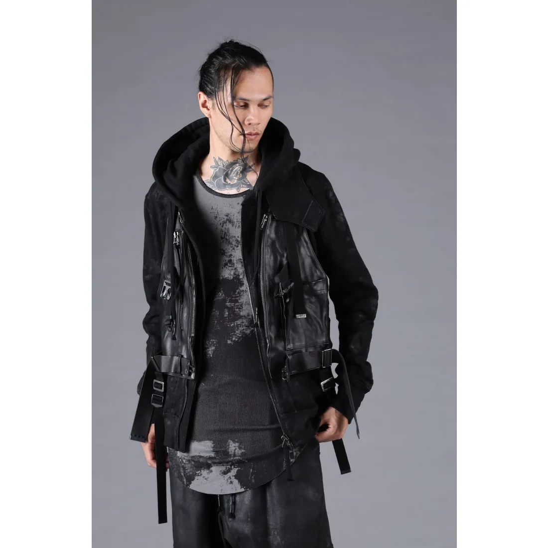 Black Horse Leather Vest Bag - Image 17
