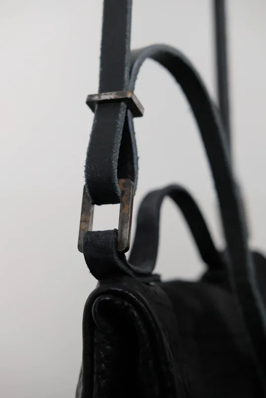 Black Horse Shoulder Leather Folded Messenger Bag - Image 3