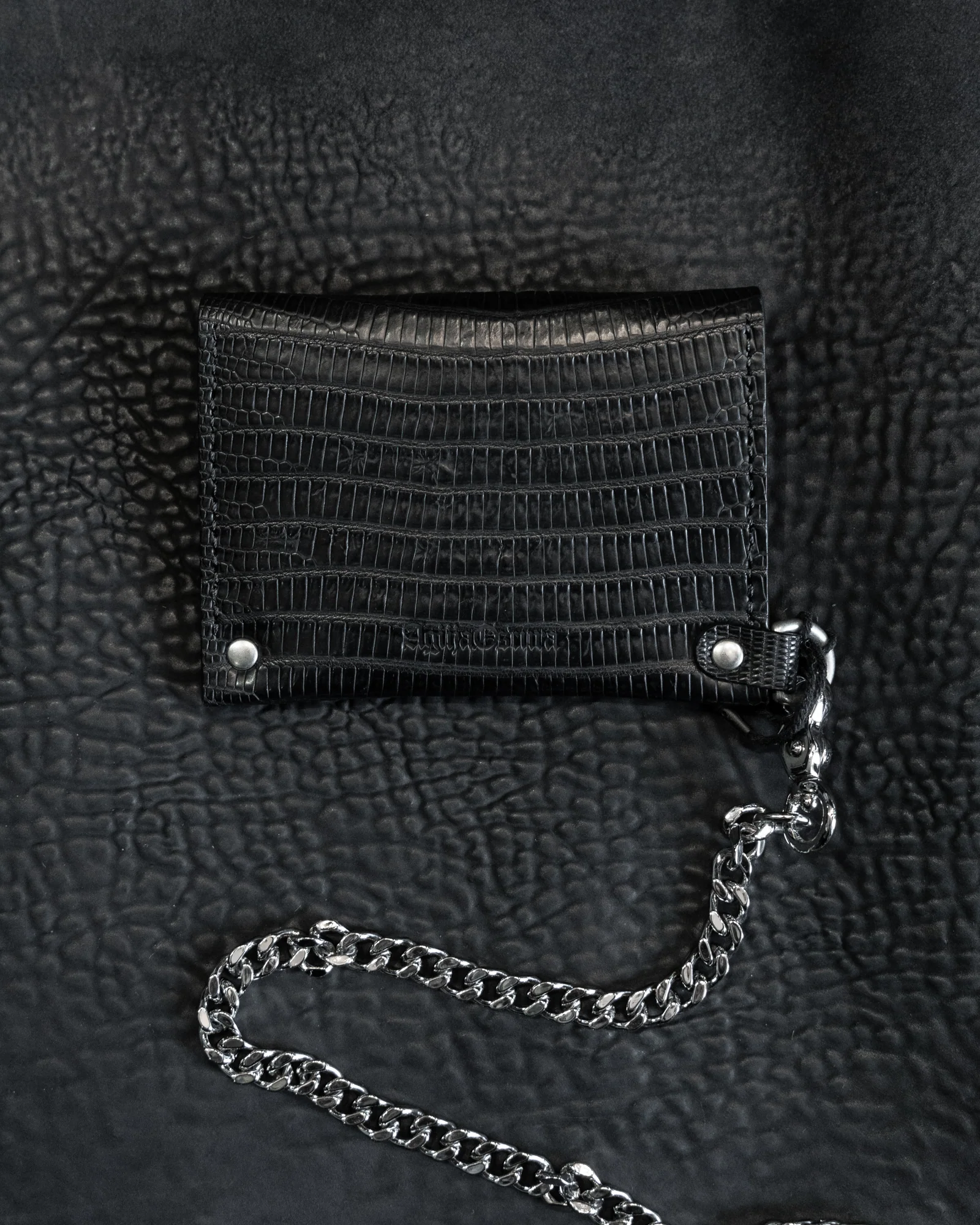 Black Lizard Cadena Card Case with Curb Chain - Image 5