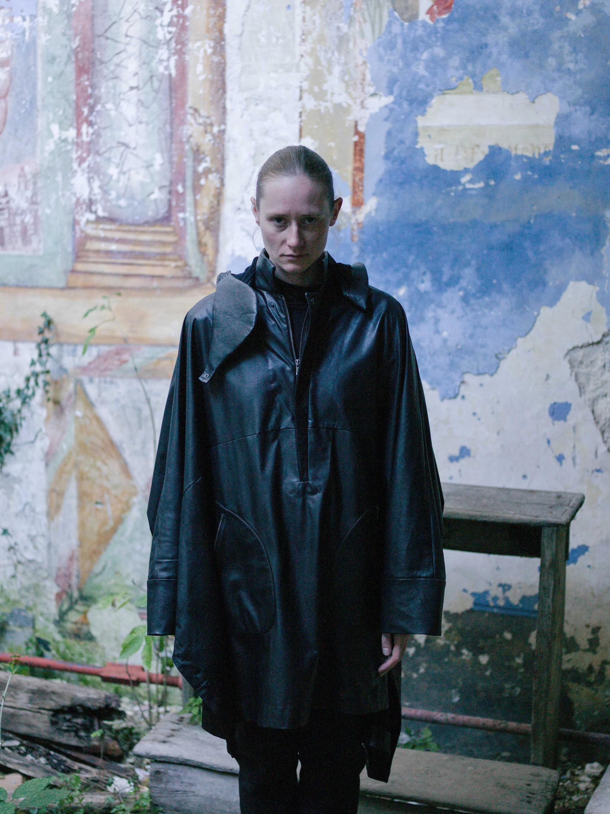 Black Luster Soft Steer Leather Hooded Smock Poncho - Image 7