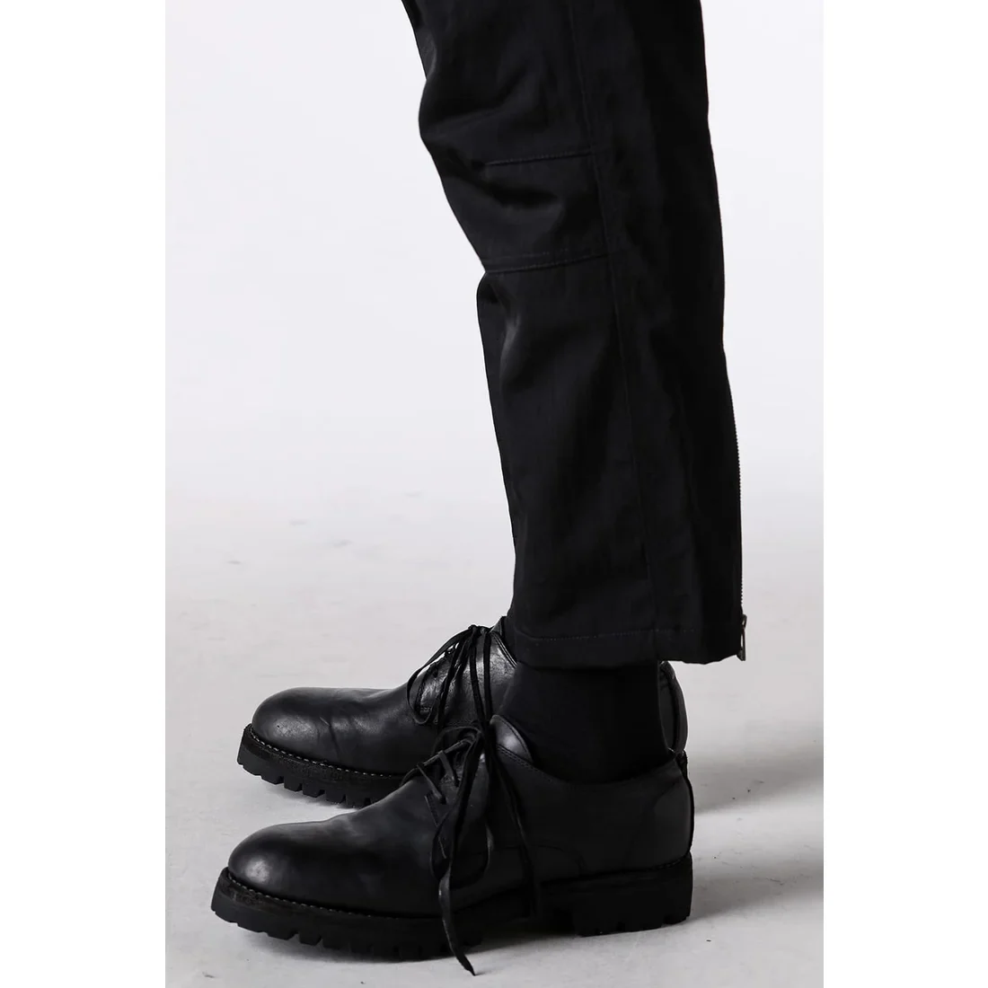 Black Nylon Wool Twill Slim Cropped Zipper Pocket Pants - Image 13