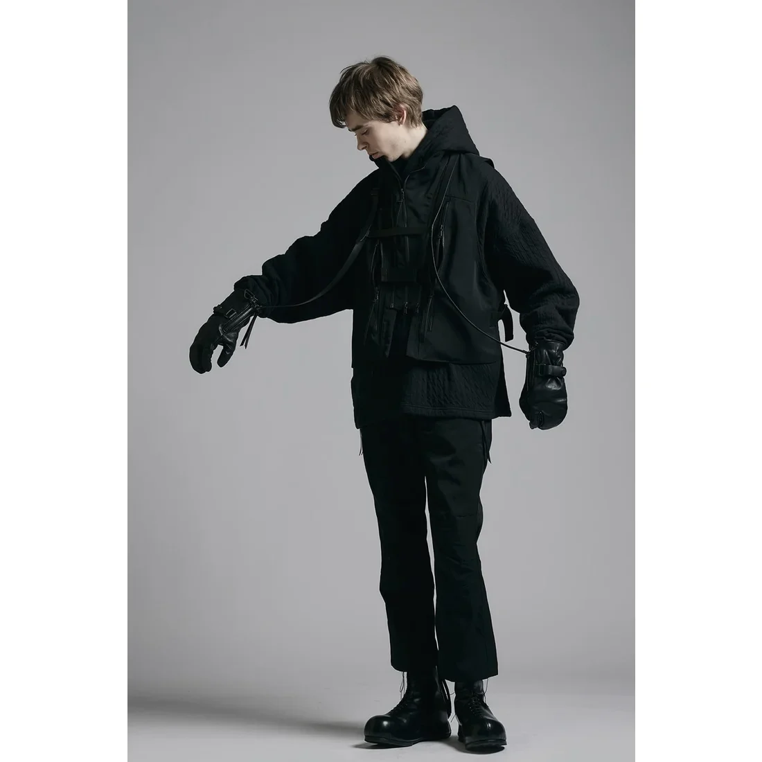 Black Nylon Wool Twill Slim Cropped Zipper Pocket Pants - Image 21