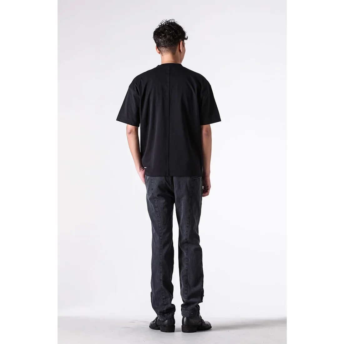 Black Printed Landscape T-shirt - Image 16