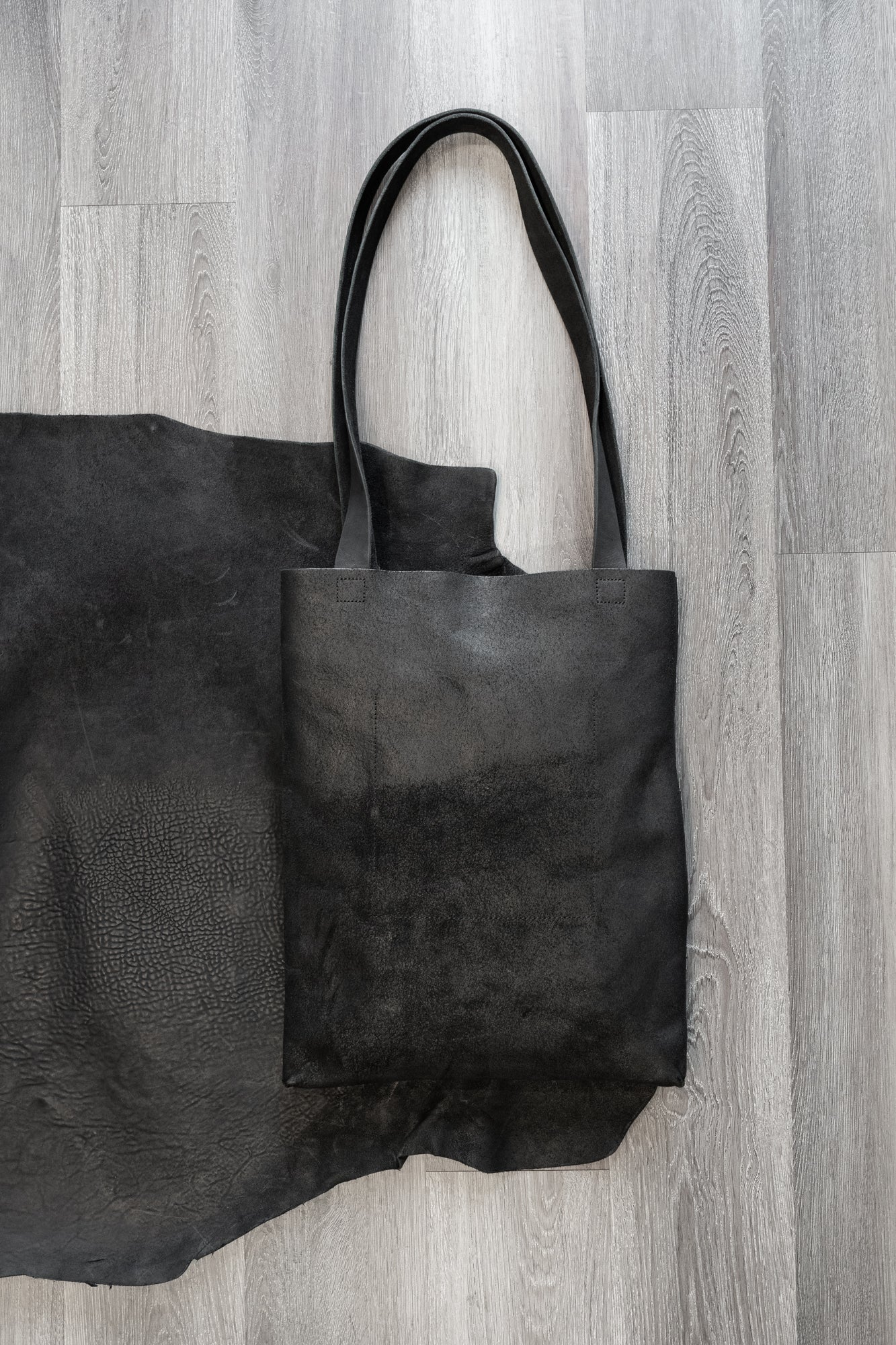 Black Reverse Horse Culatta Porta XL Tote Bag 2 - Image 3
