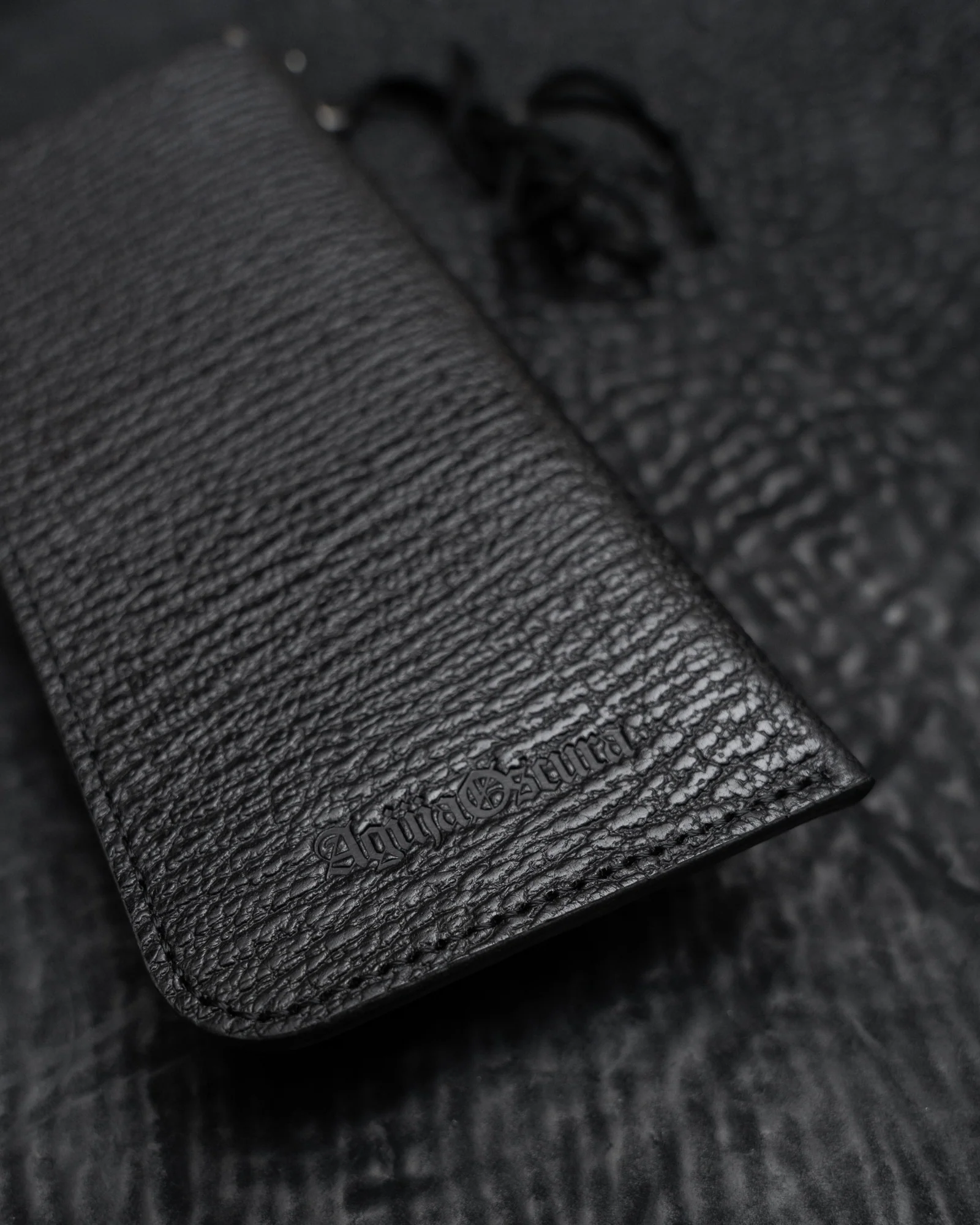 Black Shark Texture Bovine Kinich 2 Eyewear Pouch - Image 3