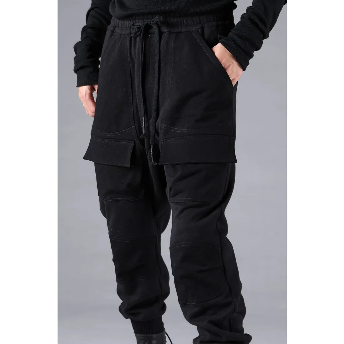Black Untwisted Yarn Fleece Combination Wide Jogger Pants - Image 12