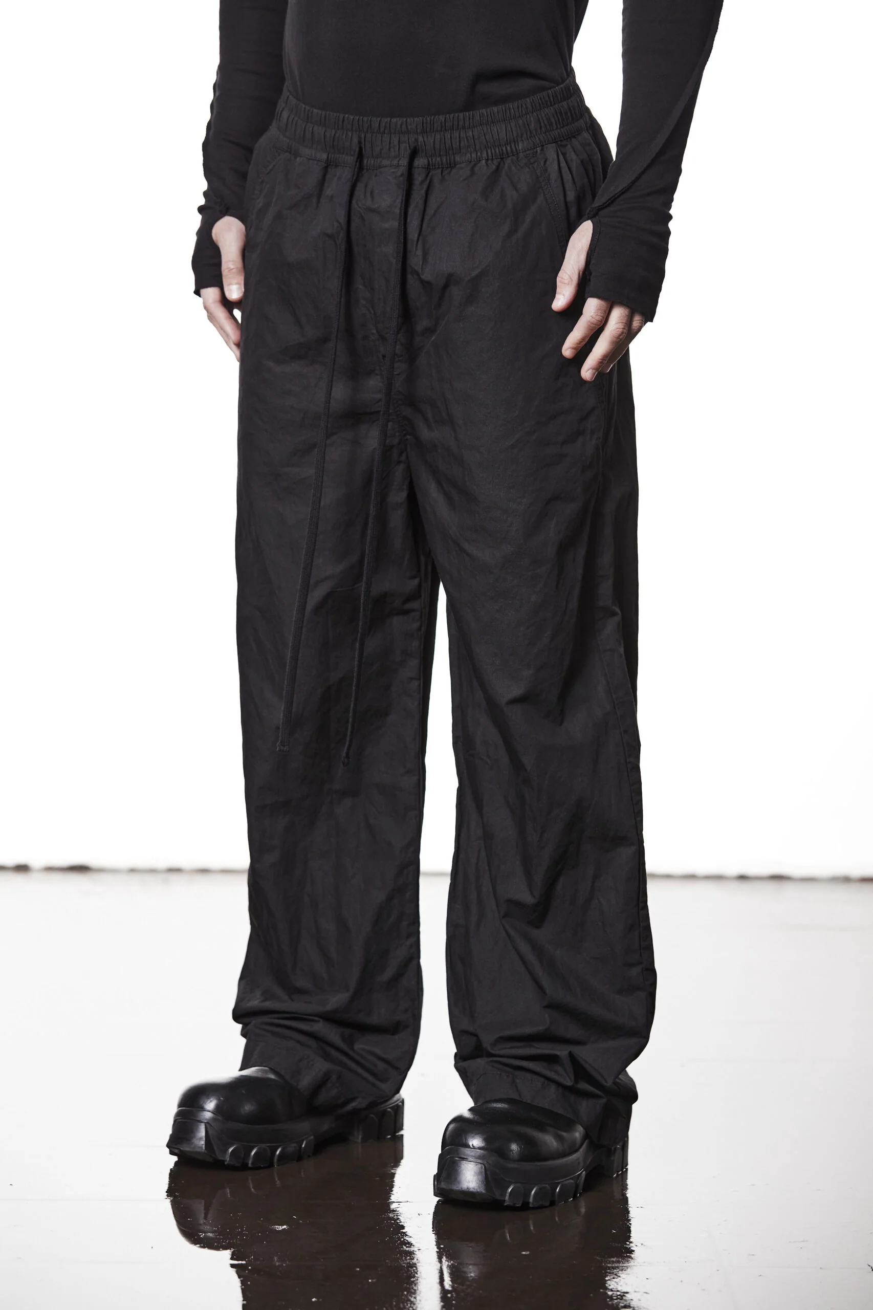 Black Wide Leg Cotton Metallised Pants MP 19