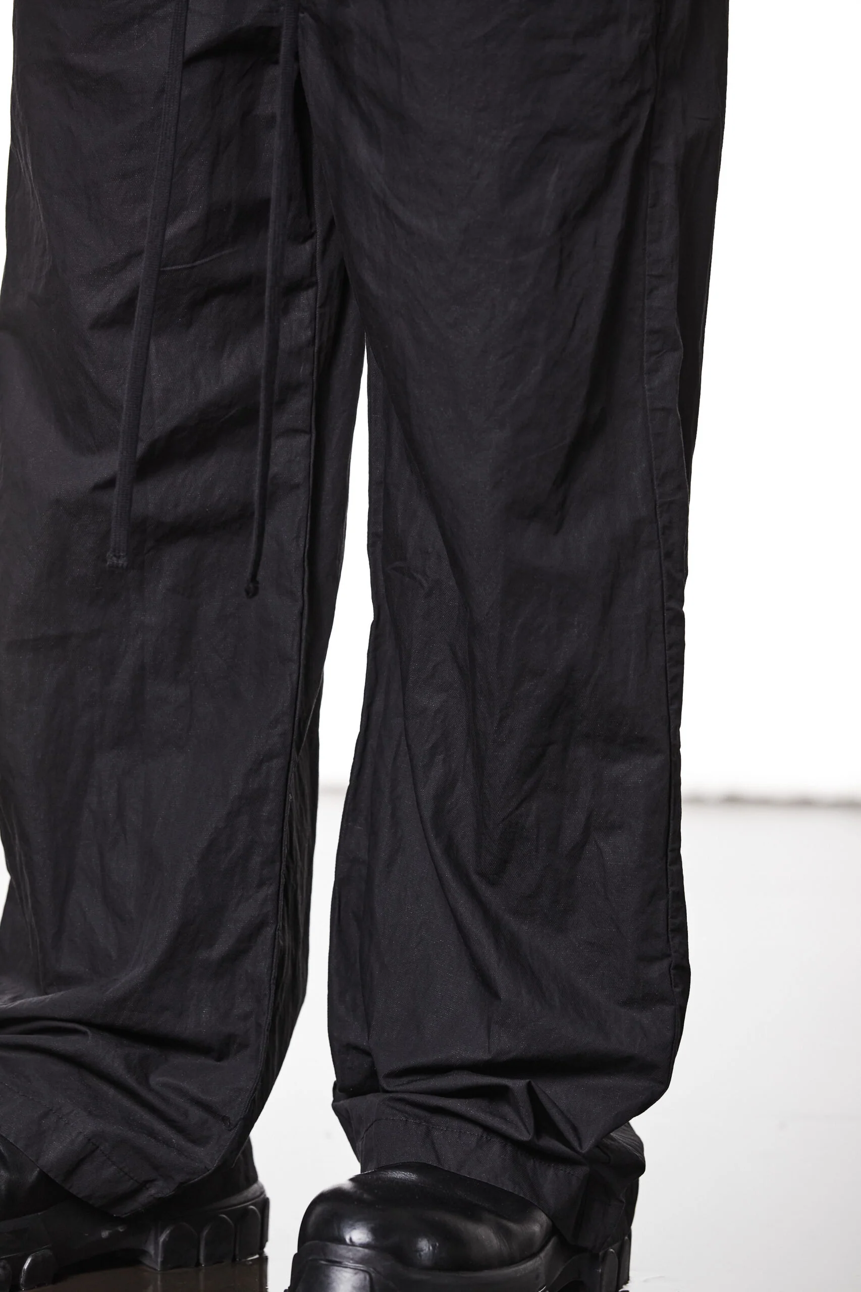 Black Wide Leg Cotton Metallised Pants MP 19 - Image 2