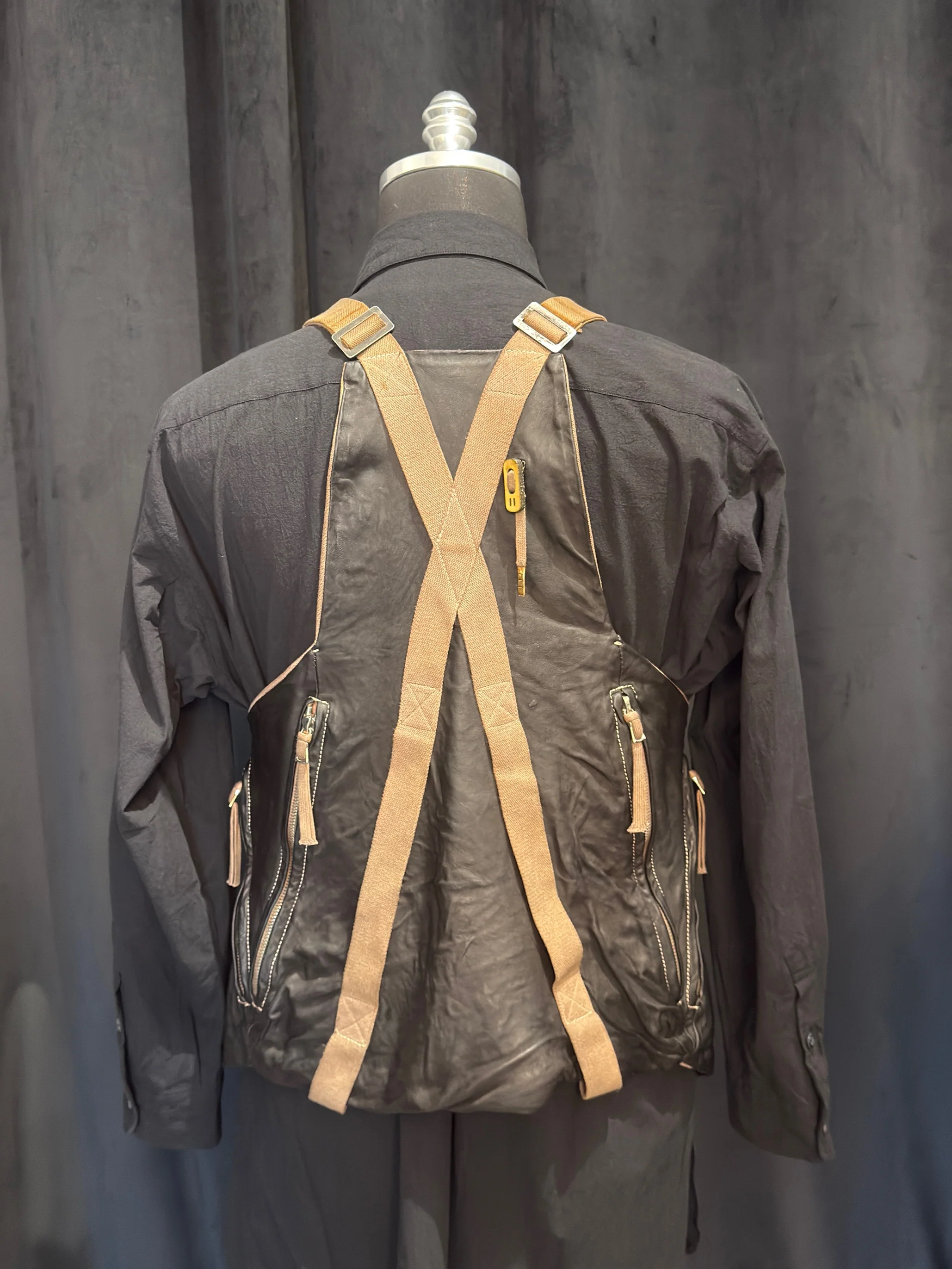Carbon Grey Kangaroo Leather Vestbag 2.1 - Image 4