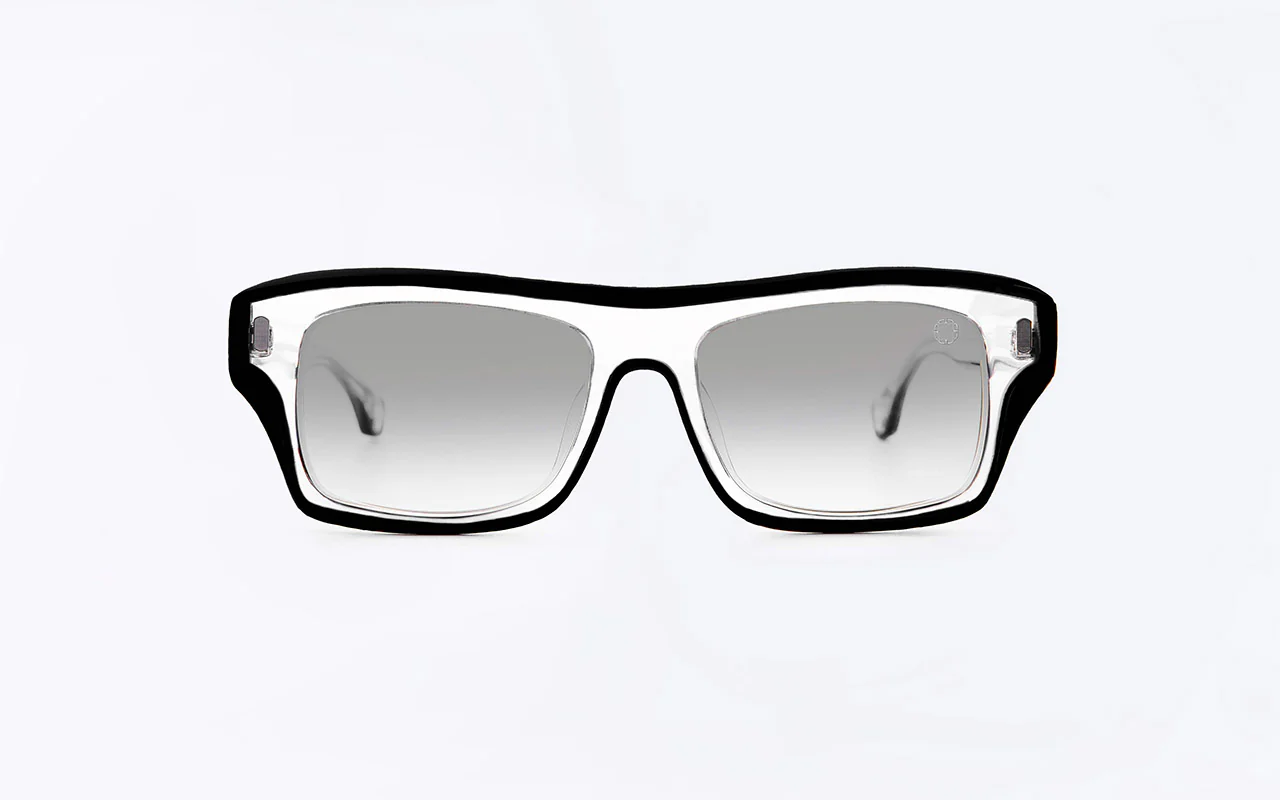 CHAMBERS Crystal - Image 3