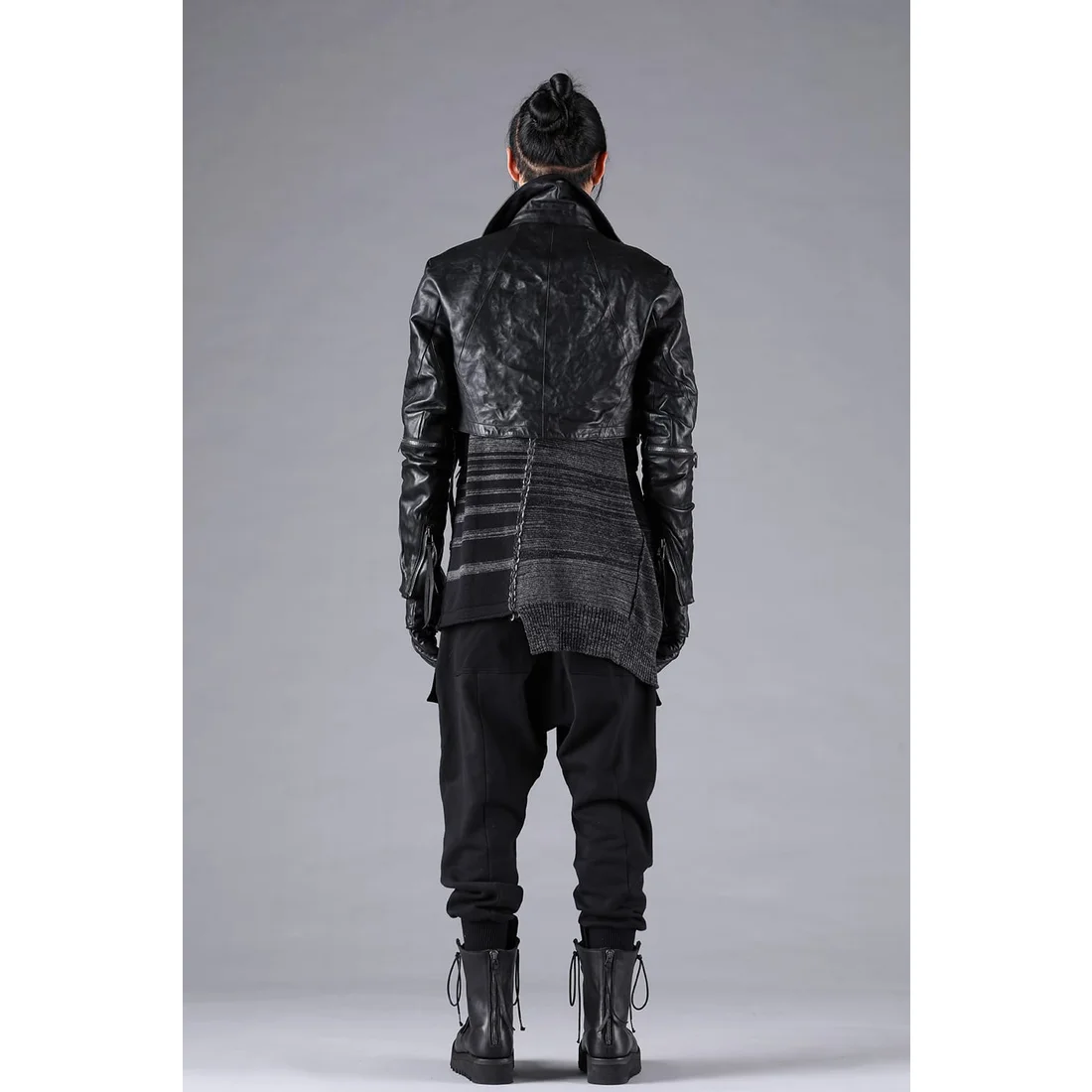 Charcoal Cotton Cashmere Unbalanced Border Knit Pullover - Image 14
