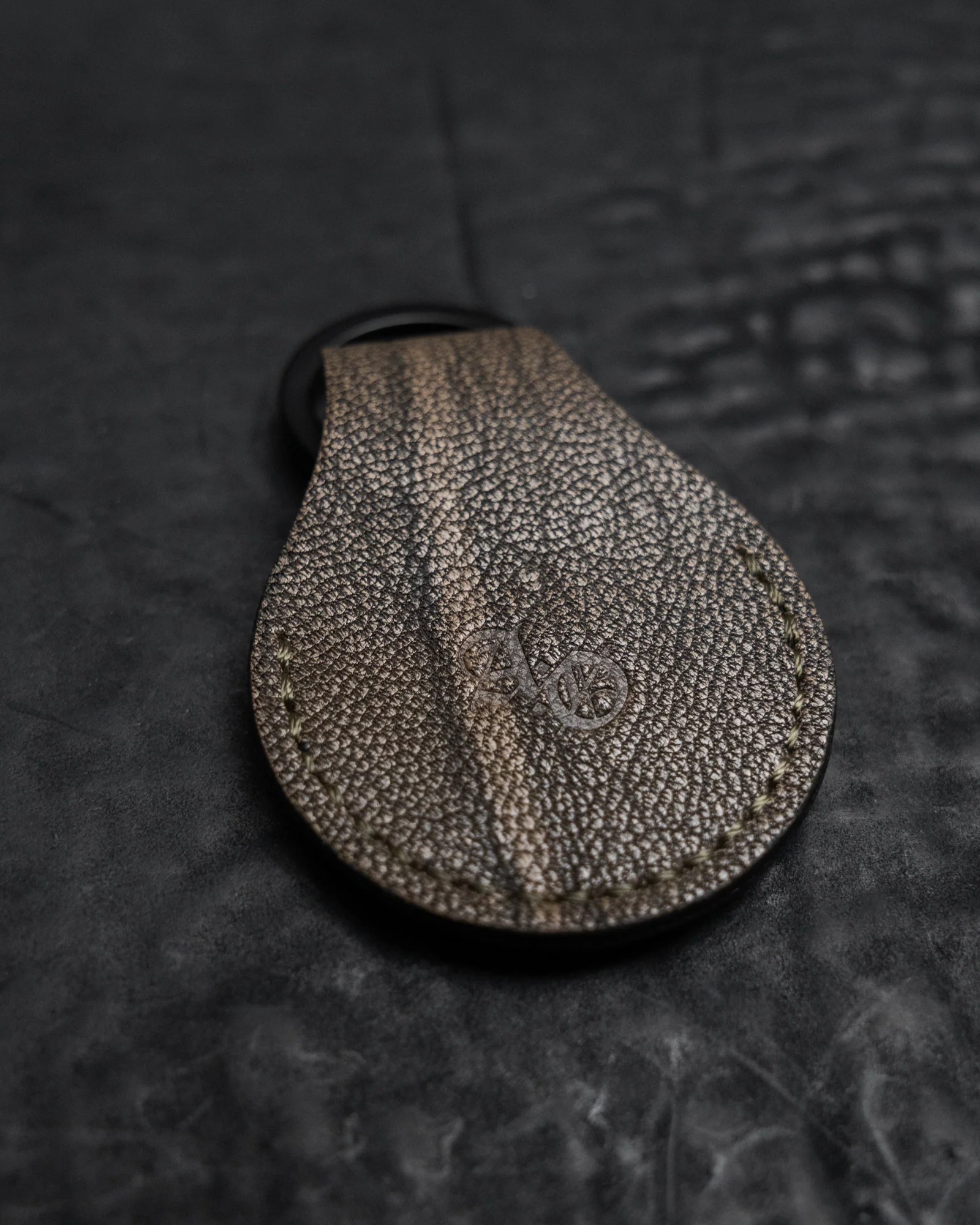 Grey French Goatskin RUTA Airtag Holder - Image 2