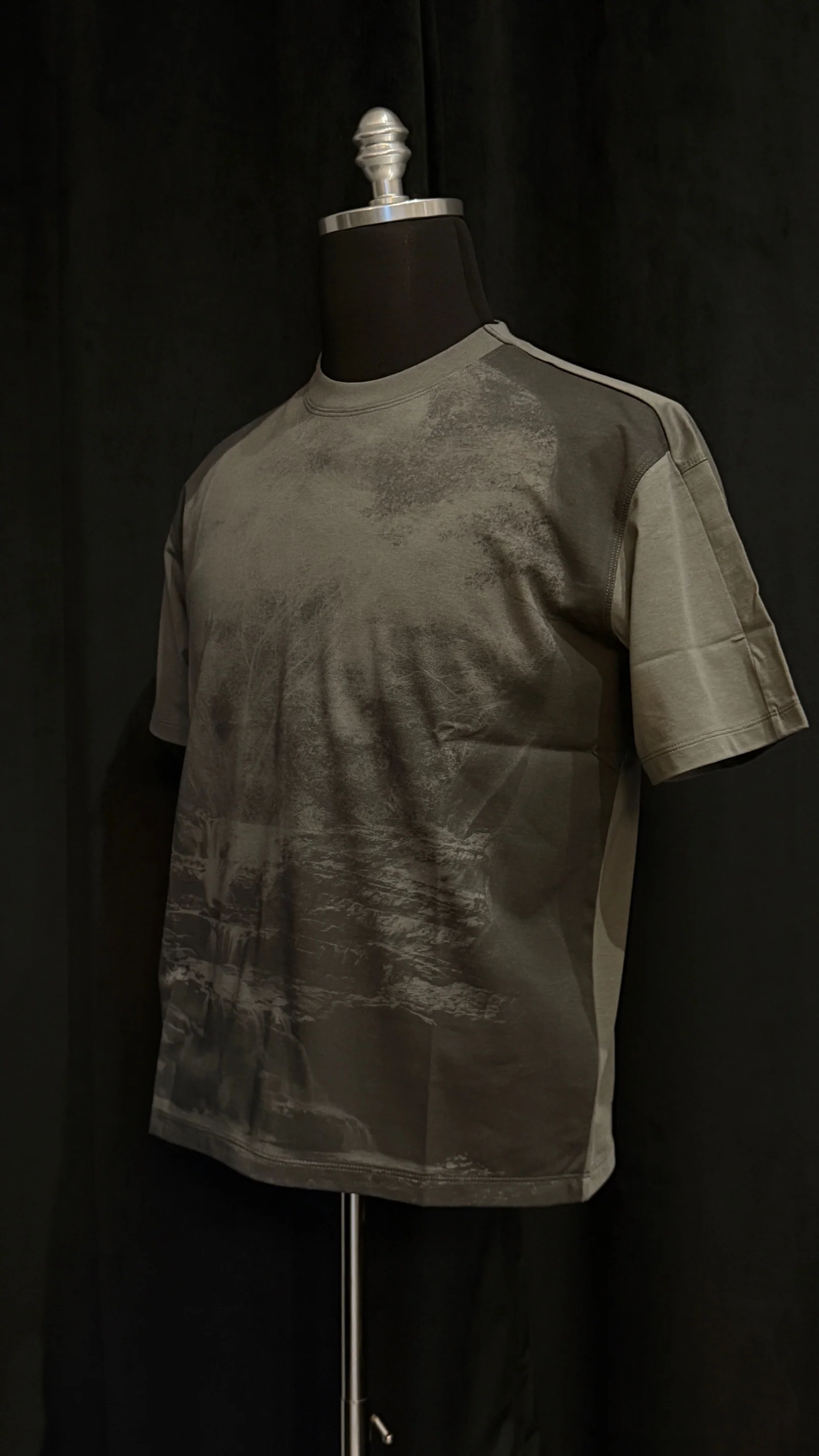 Grey Printed Landscape T-shirt - Image 10