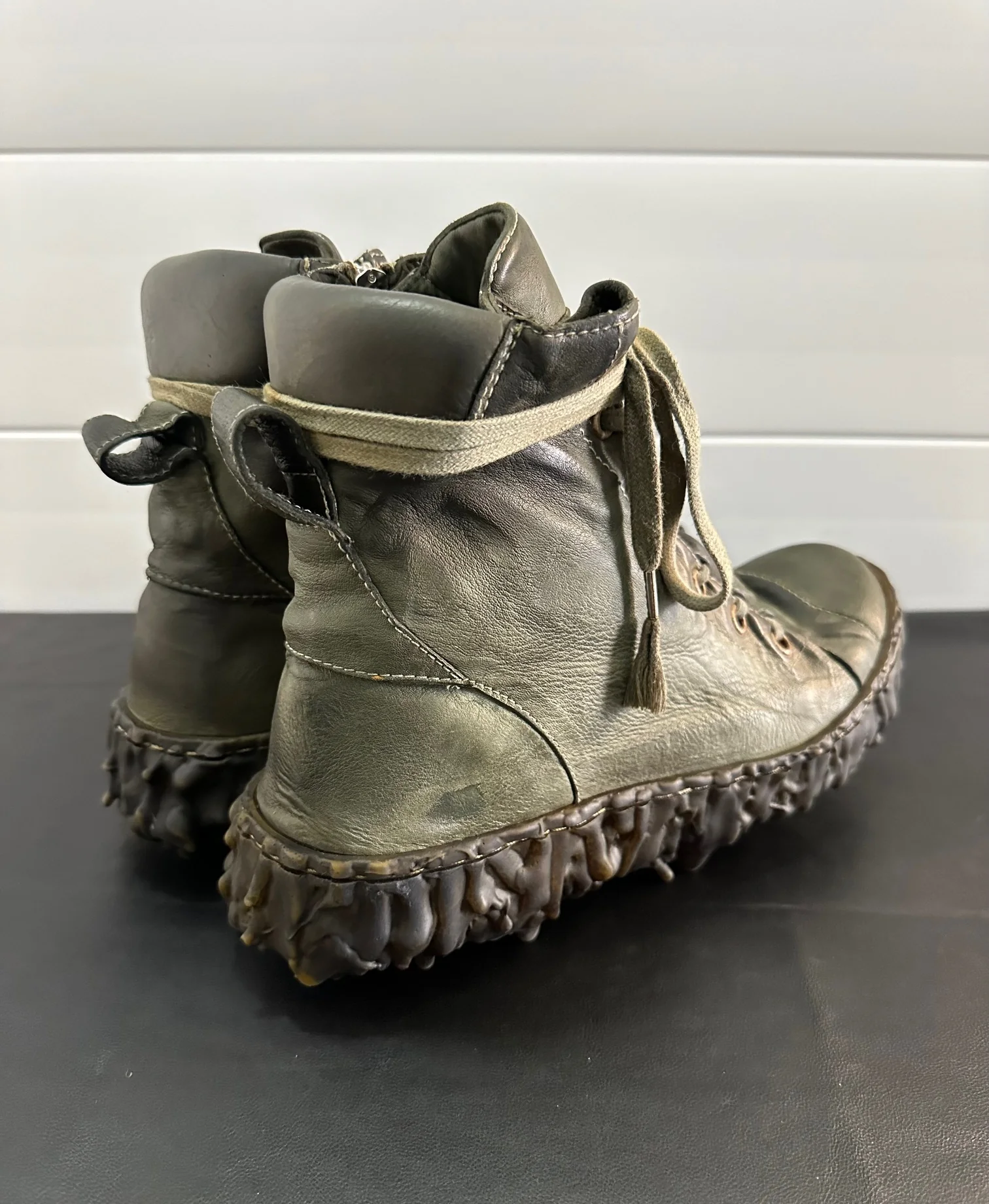 Olive Melt Clash Kangaroo Leather Mid Top Sneakers - Image 7
