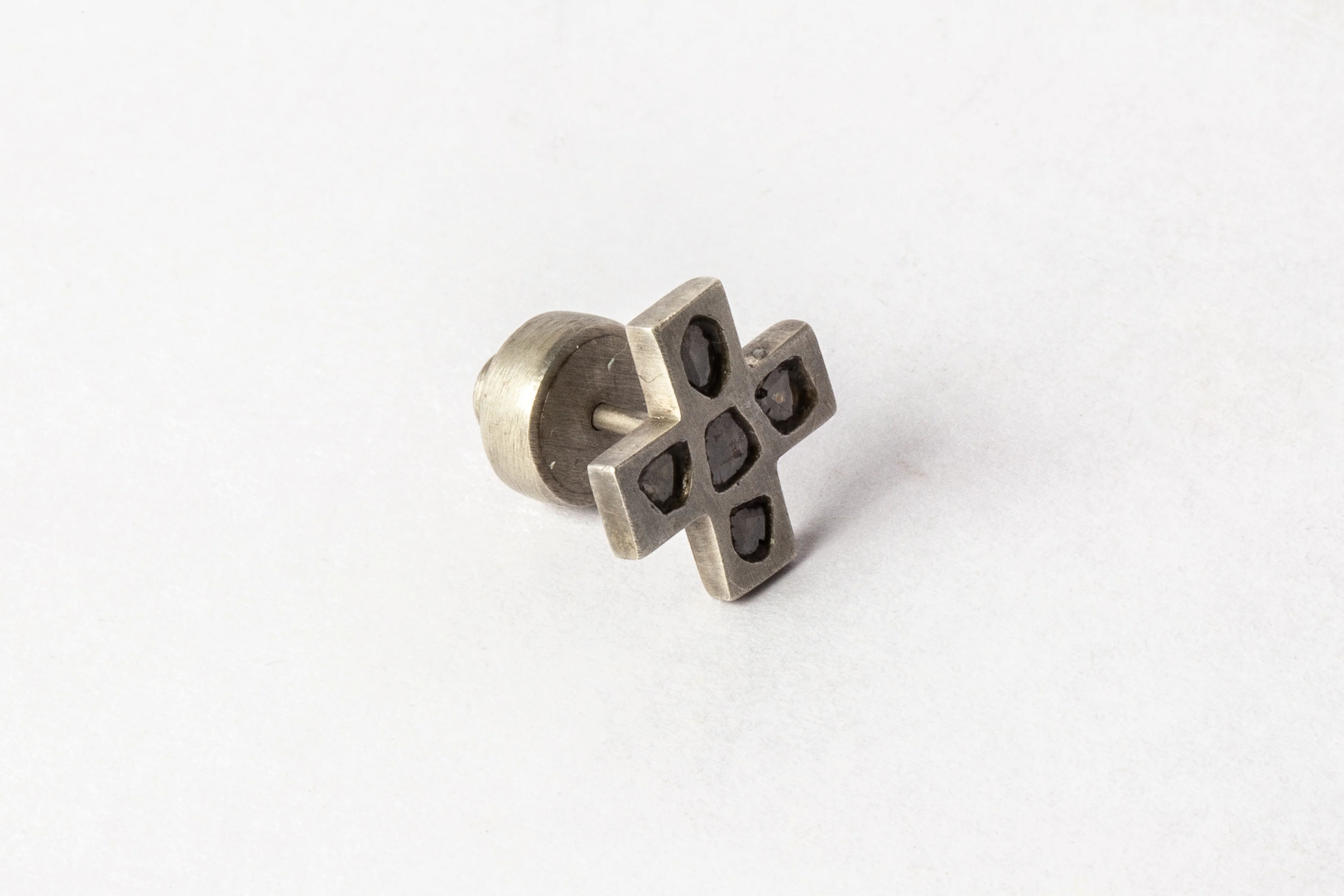Plus Earring Mega Pavé 12mm 1135-11-DA+DIA - Image 6