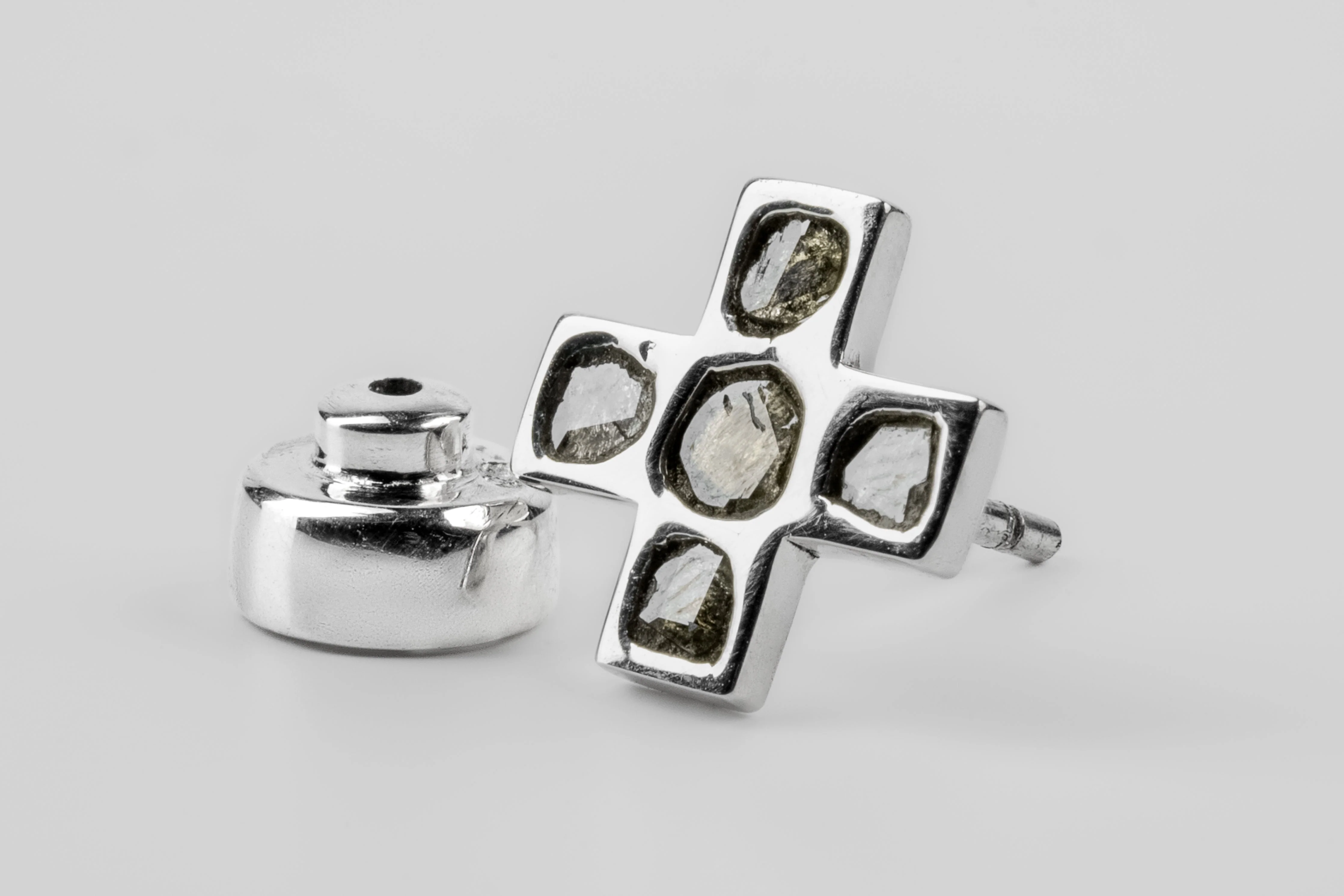 Plus Earring Mega Pavé 12mm 1135-11-PA+DIA